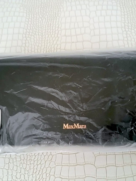 MAXMARA NEW/NWT MM0079 Sunglasses 46X 58mm Retail $310 main image 16
